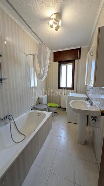 Foto b9fa944e-5490-4930-8447-5715859c82a7. Alquiler piso en sorribero alto 28 piso en alquiler en Renedo, 3 dormitorios. en Piélagos