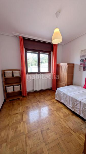 Foto fc51728e-9c7f-46d1-bd0b-8977e5a390cc. Rent flat in sorribero alto 28 in Renedo Piélagos