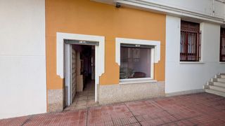 Local Comercial a San lorenzo 6. Local en venta en vioño, 1 dormitorio.