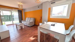 Lloguer Pis  Parayo 1. Piso en alquiler en vioño, 3 dormitorios.