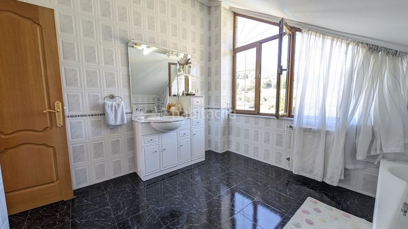Foto be715e59-2638-48f8-90ae-4338a903a541. Xalet a somahoz-los pedriscos 18 a Corrales de Buelna (Los)
