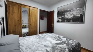 Miete Etagenwohnung in Santa maria 15. Habitación en alquiler en llano  pryca, 3 dormitorios.