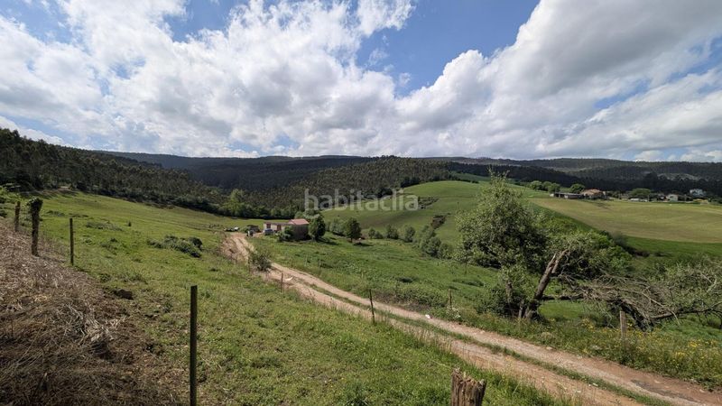 Foto bf33d4b5-6230-486e-bf09-b90bbc8c9633. Masia a Renedo Piélagos