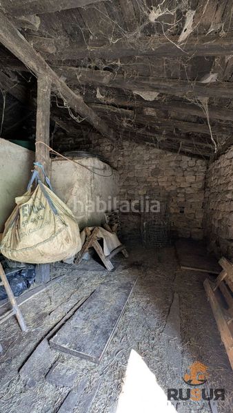 Foto 57afce8a-290b-4085-b943-12b2974b331f. Masia a Vega de Pas