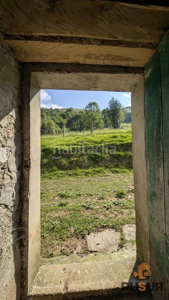 Foto e012931e-49a9-4359-869c-f23092c169c9. Masia a Vega de Pas