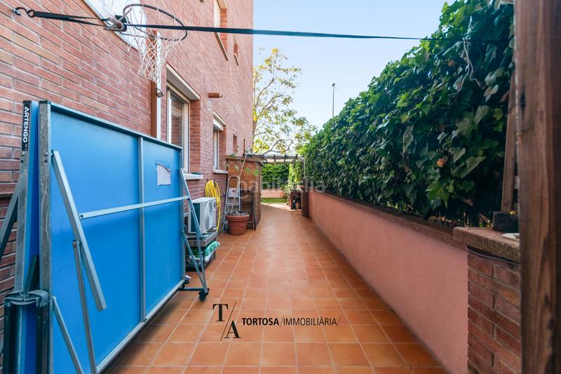 Foto 52edcc34-da85-4fd6-8750-67121acc065a. Planta baixa amb aparcament piscina a Coll Favà Sant Cugat del Vallès