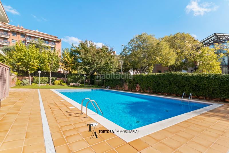 Foto f33d0513-5d7b-42ec-980c-89915ef6f769. Planta baixa amb aparcament piscina a Coll Favà Sant Cugat del Vallès