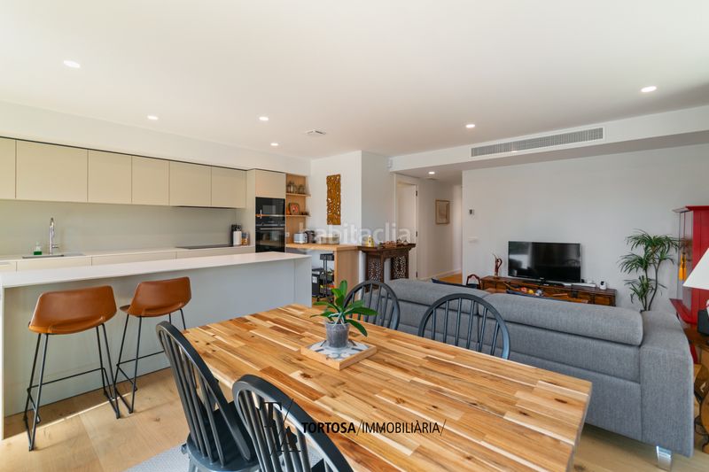 Foto c3d11c22-9800-4261-8997-00582dabb838. Pis a Centre - Estació Sant Cugat del Vallès