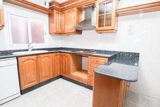 Appartement  Carrer del maresme. Planta baja con entrada independiente