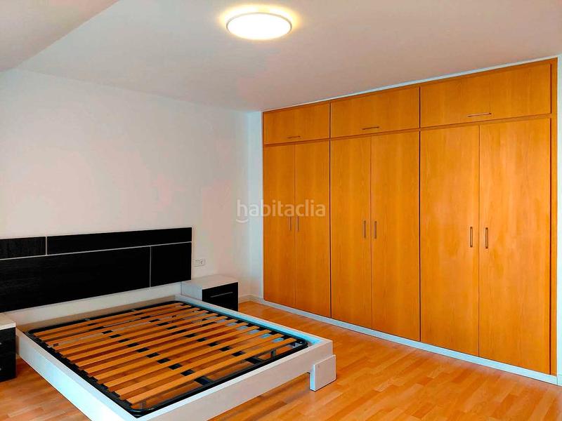 Foto 6f8074b9-94e1-418c-a00c-dd0ce8ac4572. Location duplex avec chauffage dans Barri del Centre Terrassa