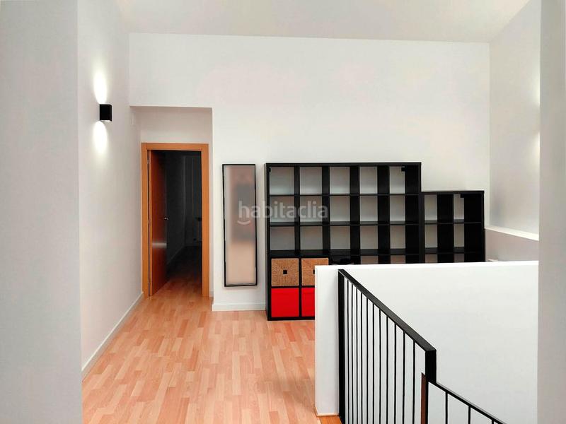 Foto 8d016f64-c2fb-40a6-b82f-f2bea337c856. Location duplex avec chauffage dans Barri del Centre Terrassa