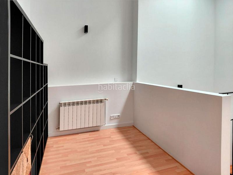 Foto c3d4f2a1-eccc-4ae5-9f9e-a2e28a6728b8. Location duplex avec chauffage dans Barri del Centre Terrassa