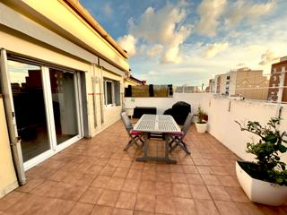 Attique  Carrer de bonsoms. Dúplex 4 habitaciones