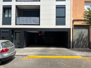 Posto auto in Carrer Transversal 181