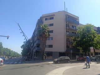 Aparcament cotxe a Avinguda de Barcelona 141