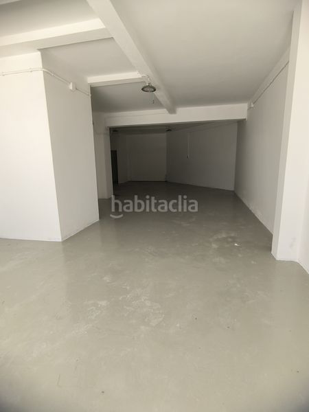 Foto cb936410-186e-4bd6-9885-dd19d44a6499. Local comercial local plaza pablo iglesias-castrillón en Coruña (A)