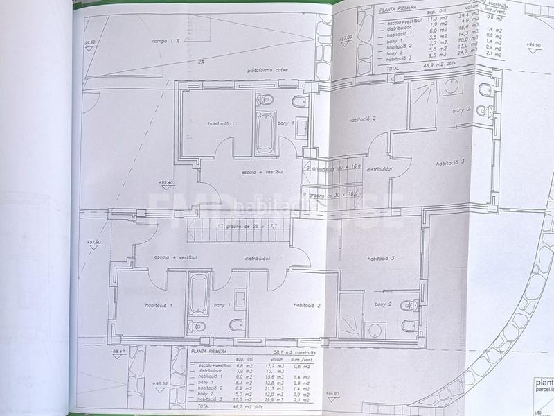 Foto 0039d096-3dcc-4d74-9163-008a34a6dd42. Casa adossada a Aiguaviva Parc Vidreres