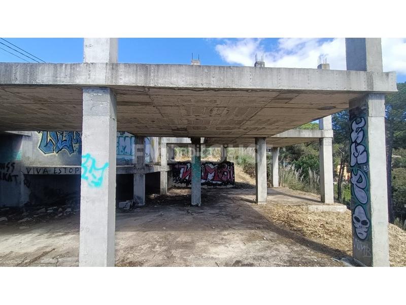 Foto 6aa9b357-8dfb-4632-bc9e-388841902141. Casa adossada a Aiguaviva Parc Vidreres