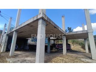 Casa adossada a Aiguaviva Parc. En venta dos casas adosadas en construcción