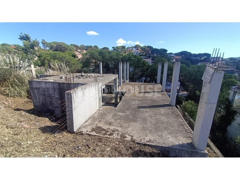 Foto cdbba3c1-58f5-413e-8fd5-58f17175b403. Casa adossada a Aiguaviva Parc Vidreres