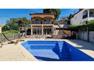Chalet in Aiguaviva Parc. Chalet 4 habitaciones venta vidreres