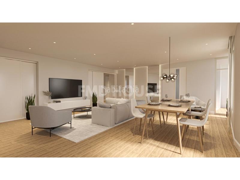 Foto cf8a0b49-c75d-426d-8ab3-def21863770e. Piso en avenida de l'estacio 2 impresionante piso a reformar en Blanes