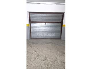 Aparcament cotxe  N/a. Parking individual con puerta