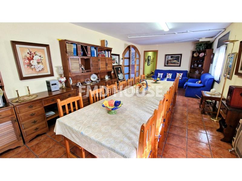 Foto 111a5a7e-bca7-40b1-b536-7eda4682831c. Chalet avec parking dans Residencial Park Maçanet de la Selva