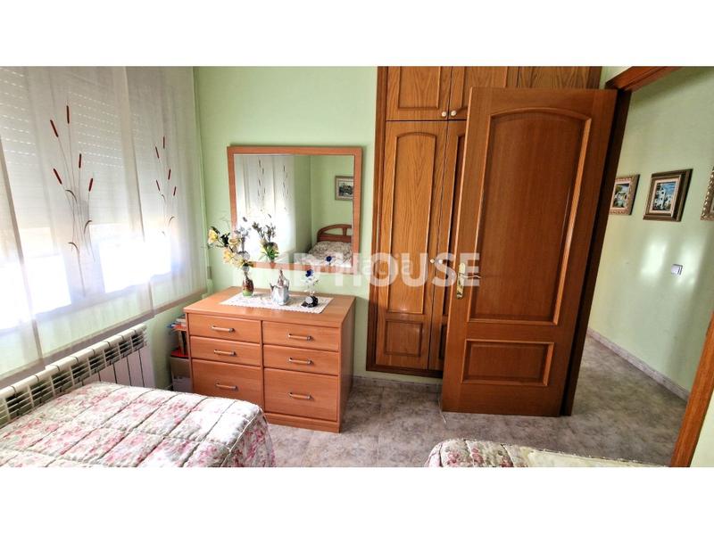 Foto 2715a058-05d5-43d4-83ec-6b34185daeba. Chalet avec parking dans Residencial Park Maçanet de la Selva