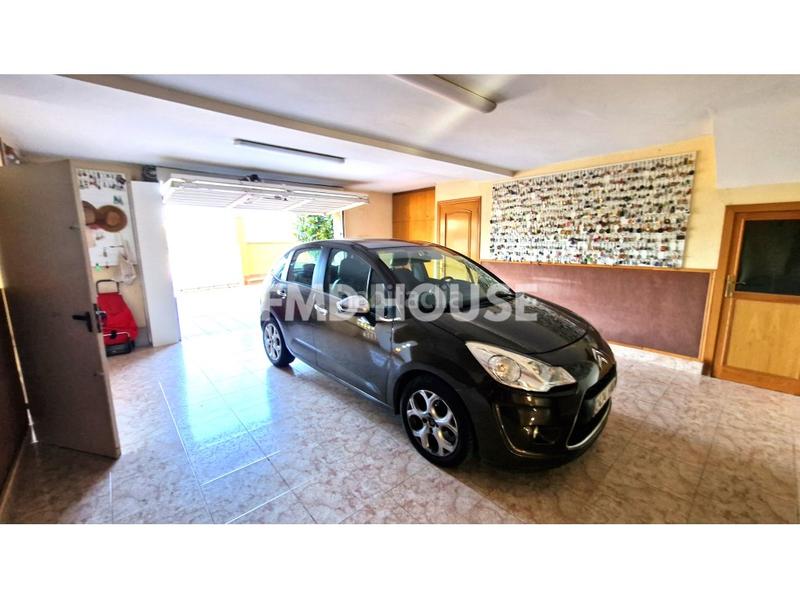 Foto 5122b854-afc9-4c06-b426-3311f1dcce4a. Chalet avec parking dans Residencial Park Maçanet de la Selva