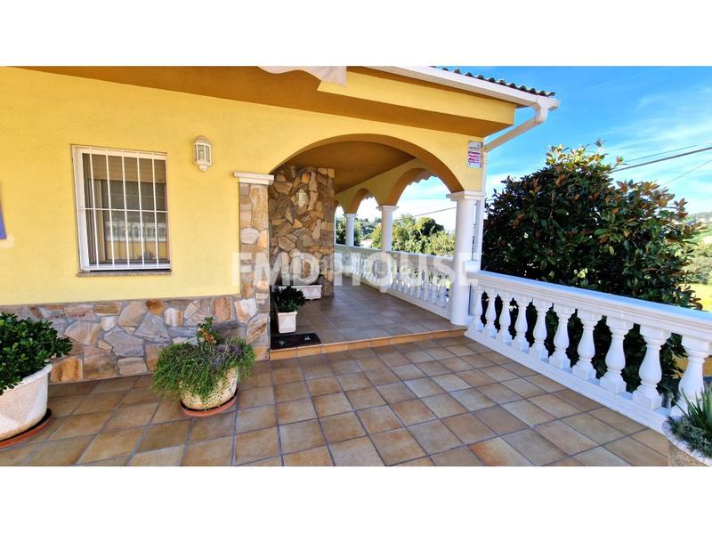 Foto 58d56fb0-6d64-4040-851f-9710e0a9c068. Chalet avec parking dans Residencial Park Maçanet de la Selva