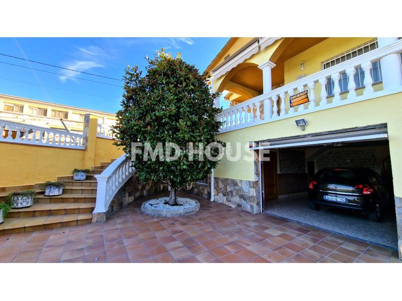 Foto f06679aa-e632-446d-b836-537649017515. Chalet avec parking dans Residencial Park Maçanet de la Selva