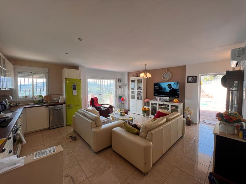 Foto ad20dd35-0622-4d6b-a0ea-8ee6ef476552. Casale in diseminado el pago rio 2156 in Torrox pueblo Torrox