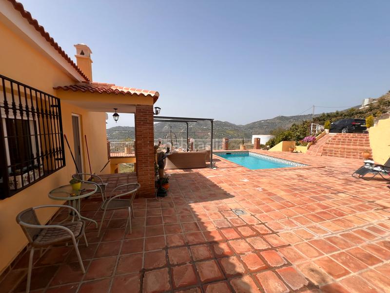 Foto fd21aacb-c471-47f6-8a33-7992af48c042. Casale in diseminado el pago rio 2156 in Torrox pueblo Torrox