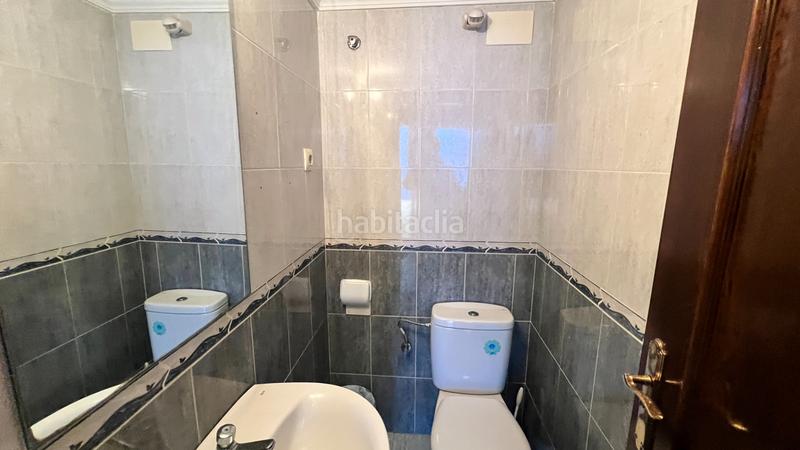 Foto 41b6c6f8-f16d-4c2a-94be-f0c537180c96. Alquiler local comercial en urbanización las flores 15 se vende local comercial costa. en Torrox