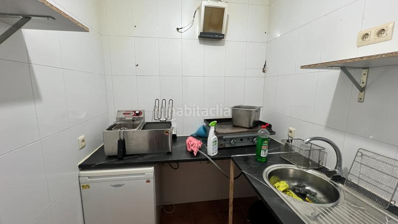 Foto f68d9288-9ff6-465e-a926-a7b189a71544. Alquiler local comercial en urbanización las flores 15 se vende local comercial costa. en Torrox