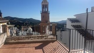 Reihenhaus en Calle andalucia 12b. Oportunidad �nica en el coraz�n de c�mpeta