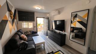 Piso en Avenida del peñoncillo 44. Vivienda en primera línea de playa en el peñoncillo, torrox cost