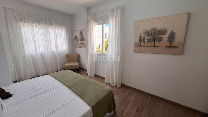 Foto 699de1af-beaf-47ba-bb2c-7708ff3a4caf. Casa aparellada amb calefacció aparcament piscina a Torrox