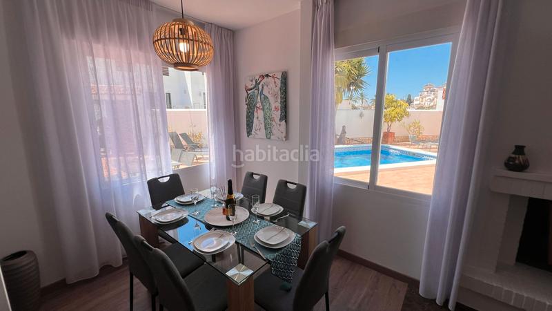 Foto a8889655-3894-4911-8303-9664e21688eb. Casa aparellada amb calefacció aparcament piscina a Torrox