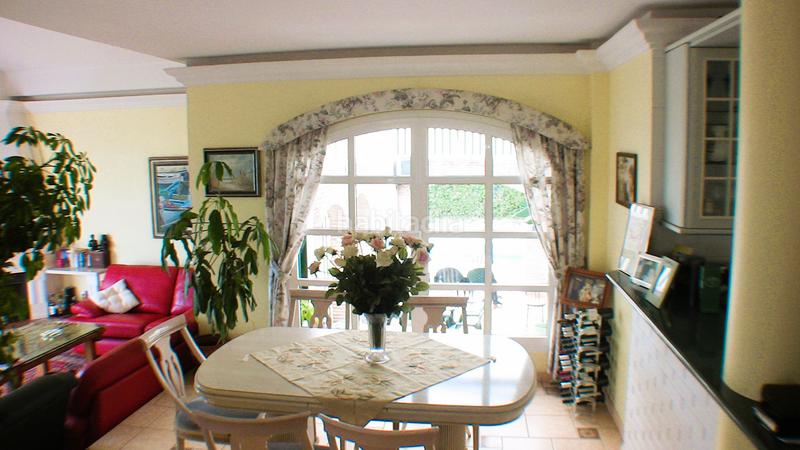 Foto 5aa93f26-dced-4256-bd57-f45f030407f4. Chalet en avenida los aguacates 20 exclusivo chalet costa: un refugio de lujo y tranquilidad con vistas al mar en Torrox