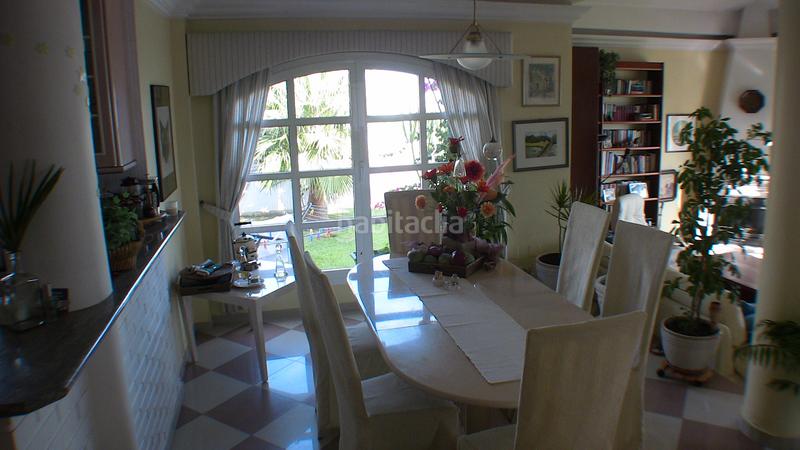 Foto 7ab1582a-16b5-4c57-997e-867b019b0c53. Chalet en avenida los aguacates 20 exclusivo chalet costa: un refugio de lujo y tranquilidad con vistas al mar en Torrox