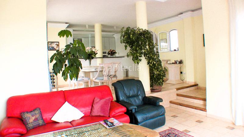 Foto d8c1ae07-9f2d-4d3a-b03f-5a35a0499584. Chalet en avenida los aguacates 20 exclusivo chalet costa: un refugio de lujo y tranquilidad con vistas al mar en Torrox