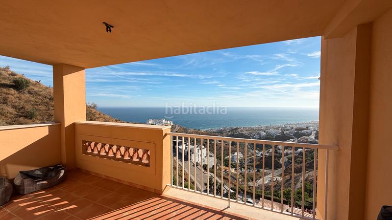 Foto 9da2d7cc-662b-42e0-b2b6-d47737bce1c5. Casa aparellada a avenida los poetas 106 a El Peñoncillo Torrox