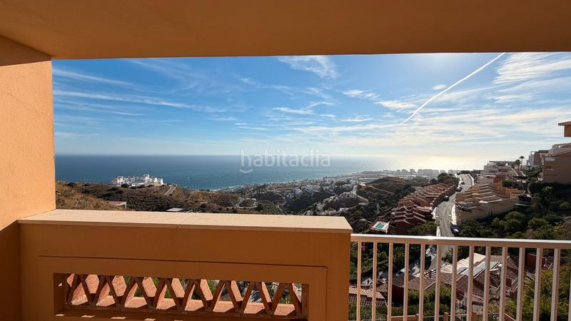 Foto ba4af0cf-c113-4480-a310-2cbf66360755. Casa aparellada a avenida los poetas 106 a El Peñoncillo Torrox