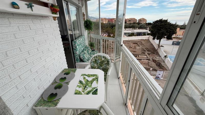 Foto 8600012e-41f3-4a29-91a1-9a378c6a4b5c. Estudi a avenida el faro 13 a Centro Internacional Torrox