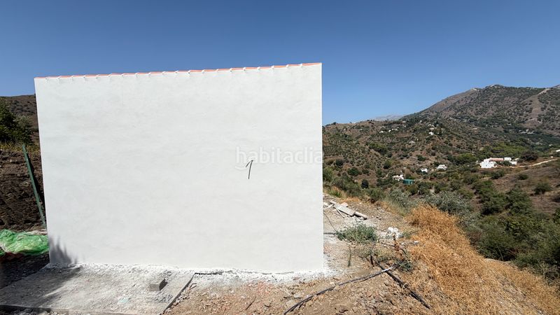 Foto 6c26ef87-ee46-4b05-9034-d3663e2c5b56. Masia amb aparcament a Torrox pueblo Torrox