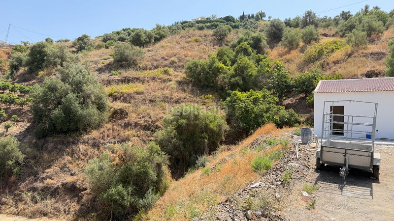 Foto d60429c4-e74d-49fa-a06f-443189924f1c. Masia amb aparcament a Torrox pueblo Torrox
