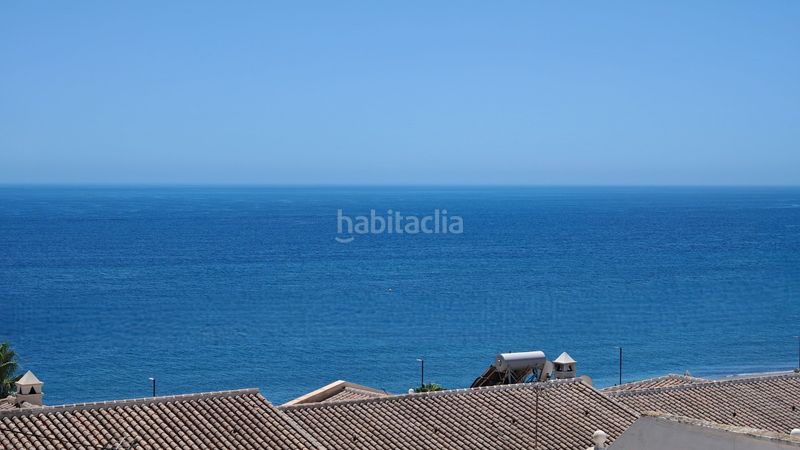 Foto 143b2638-9e62-4ae0-b0db-846c7749d721. Xalet amb xemeneia piscina a El Peñoncillo Torrox