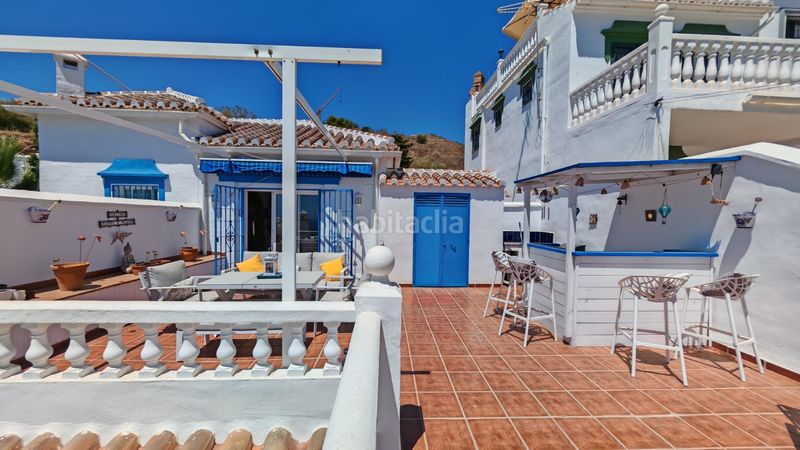 Foto 4022442d-cd20-44a9-ab9f-53bfdd7593c5. Xalet amb xemeneia piscina a El Peñoncillo Torrox
